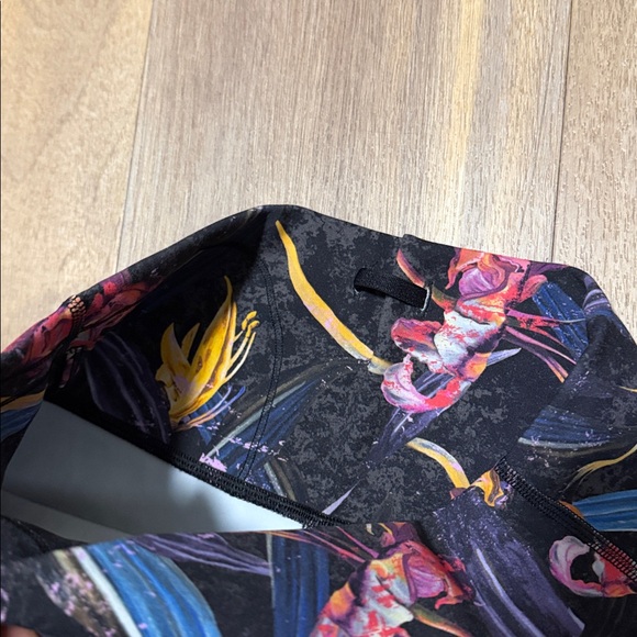 Lululemon Wunder Train High-Rise Short 6" - Picture 6 of 7